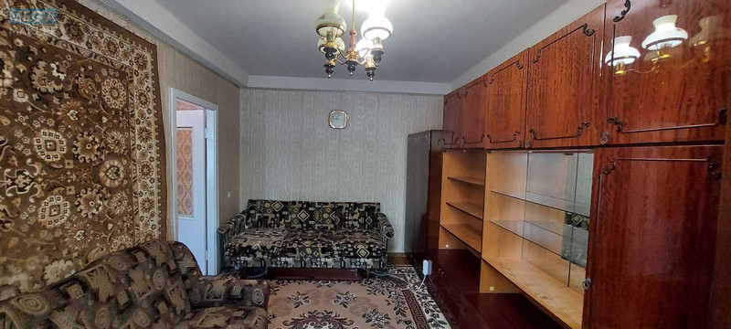 Продаж 1 кімнатної квартири (29/15/7), 1 пов. 5 пов. будинку, <a class="location-link" href="/kiev/" title="Недвижимость Київ">Київ</a>, <a class="location-link" href="/kiev/shevchenkovskij/" title="Недвижимость Шевченківський район">Шевченківський р-н</a>, Салютная ул., 31 (изображение 1)