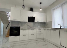 Продаж дома, 2&nbsp;поверху, 180&nbsp;кв.м, 4&nbsp;кімнати, ділянка 5&nbsp;соток