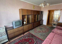 Продаж 2 кімнатної квартири (52/?/10), 10 пов. 10 пов. будинку