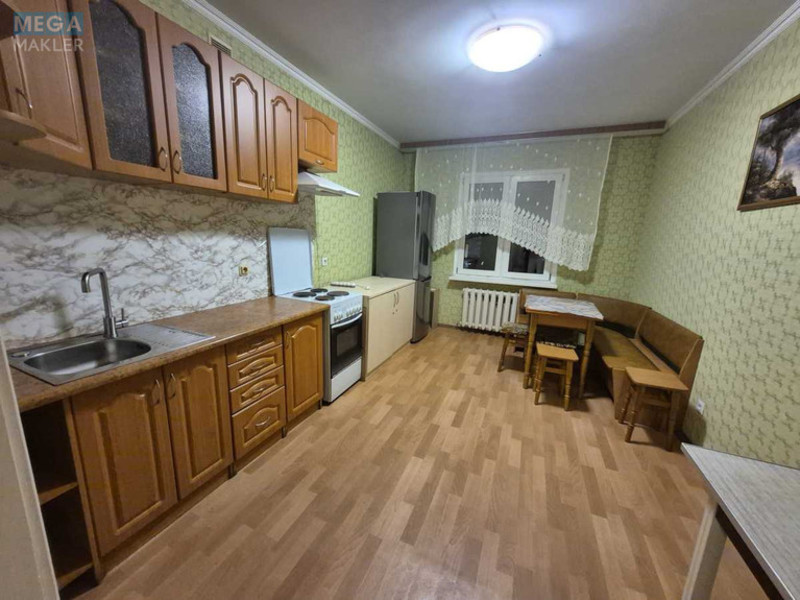 Оренда 3 кімнатної квартири, <a class="location-link" href="/kiev/" title="Недвижимость Київ">Київ</a>, <a class="location-link" href="/kiev/desnyanskij/" title="Недвижимость Деснянський район">Деснянський р-н</a>, Милославська вул., 12 (изображение 1)