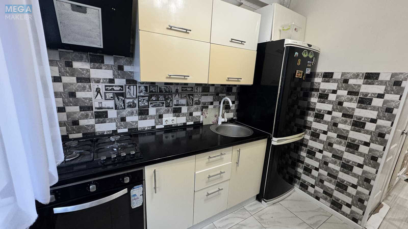 Продаж 3 кімнатної квартири (48/28/6,5), 5 пов. 5 пов. будинку, <a class="location-link" href="/kiev/" title="Недвижимость Київ">Київ</a>, <a class="location-link" href="/kiev/dneprovskij/" title="Недвижимость Дніпровський район">Дніпровський р-н</a>, Тампере вул., 8Б (изображение 1)