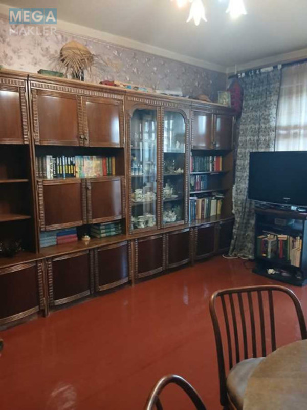 Оренда кімнати (підселення), <a class="location-link" href="/kiev/" title="Недвижимость Київ">Київ</a>, <a class="location-link" href="/kiev/svyatoshinskij/" title="Недвижимость Святошинський район">Святошинський р-н</a>, Миколи Ушакова вул., 6 (изображение 1)