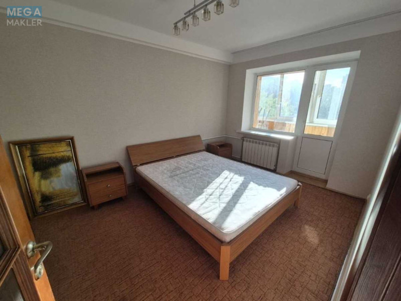 Оренда 2 кімнатної квартири, <a class="location-link" href="/kiev/" title="Недвижимость Київ">Київ</a>, <a class="location-link" href="/kiev/shevchenkovskij/" title="Недвижимость Шевченківський район">Шевченківський р-н</a>, Ісаакяна вул., 2 (изображение 1)