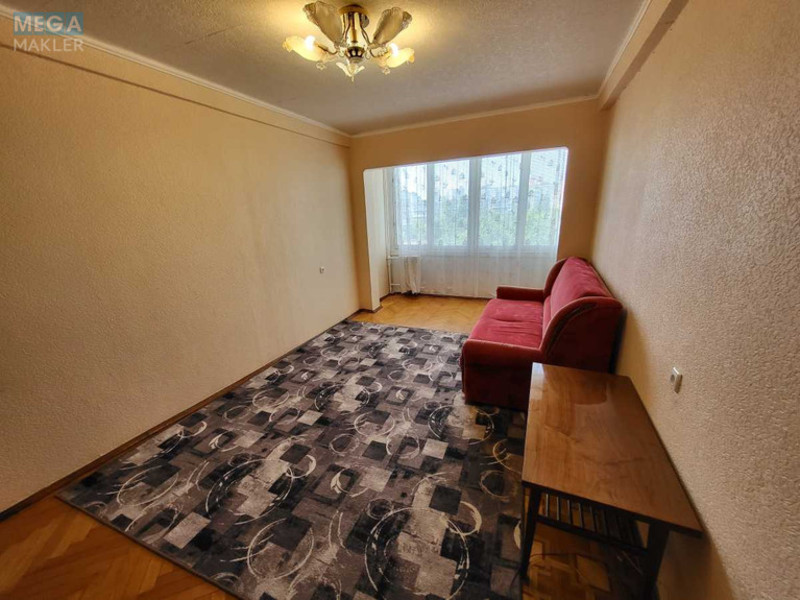 Оренда 2 кімнатної квартири, <a class="location-link" href="/kiev/" title="Недвижимость Київ">Київ</a>, <a class="location-link" href="/kiev/dneprovskij/" title="Недвижимость Дніпровський район">Дніпровський р-н</a>, Березнева вул., 12 (изображение 1)