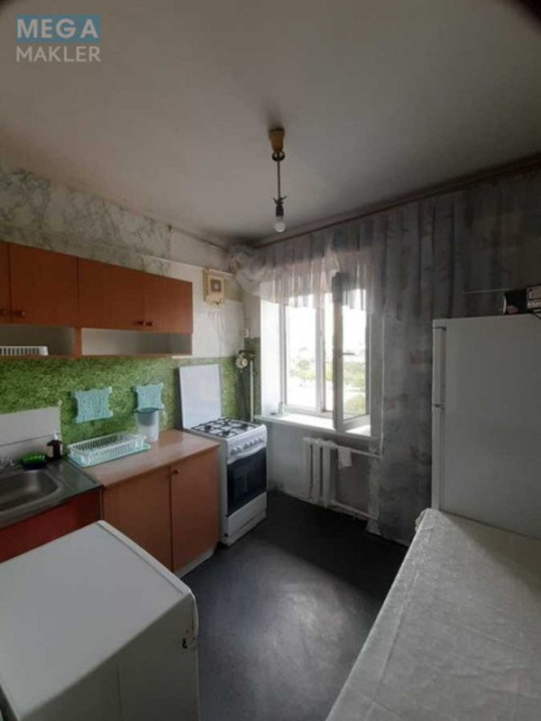 Оренда 1 кімнатної квартири, <a class="location-link" href="/kiev/" title="Недвижимость Київ">Київ</a>, <a class="location-link" href="/kiev/darnickij/" title="Недвижимость Дарницький район">Дарницький р-н</a>, Привокзальна вул., 12 (изображение 1)