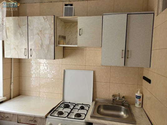 Оренда 3 кімнатної квартири, <a class="location-link" href="/odessa/" title="Недвижимость Одеса">Одеса</a>, <a class="location-link" href="/odessa/suvorovskij/" title="Недвижимость Суворовський район">Суворовський р-н</a>, Князя Владимира Великого, 149 (изображение 1)