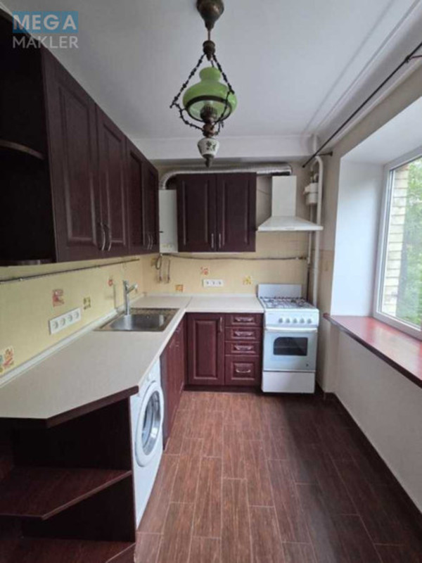Продаж 2 кімнатної квартири (44,5/28,4/8), 4 пов. 5 пов. будинку, <a class="location-link" href="/kiev/" title="Недвижимость Київ">Київ</a>, <a class="location-link" href="/kiev/solomenskij/" title="Недвижимость Солом'янський район">Солом'янський р-н</a>, Білгородська вул., 6 (изображение 1)