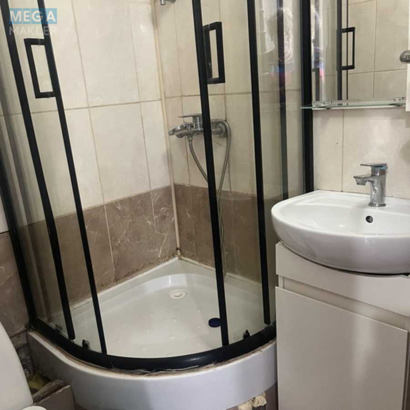 Продаж 1 кімнатної квартири (100/16,3/5), 2 пов. 2 пов. будинку, <a class="location-link" href="/voronkov/" title="Недвижимость Вороньків">Вороньків</a>, Паркова, 5 (изображение 1)
