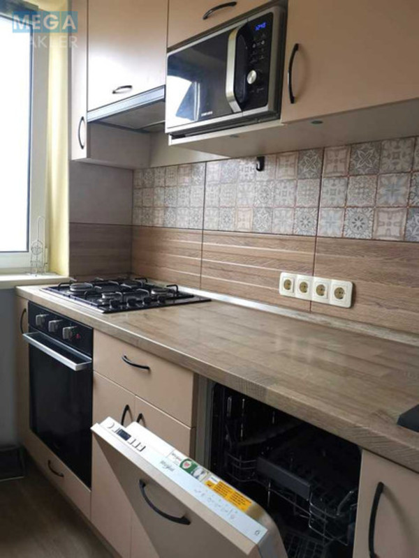 Оренда 2 кімнатної квартири, <a class="location-link" href="/kiev/" title="Недвижимость Київ">Київ</a>, <a class="location-link" href="/kiev/darnickij/" title="Недвижимость Дарницький район">Дарницький р-н</a>, Поліський пров., 7/1 (изображение 1)