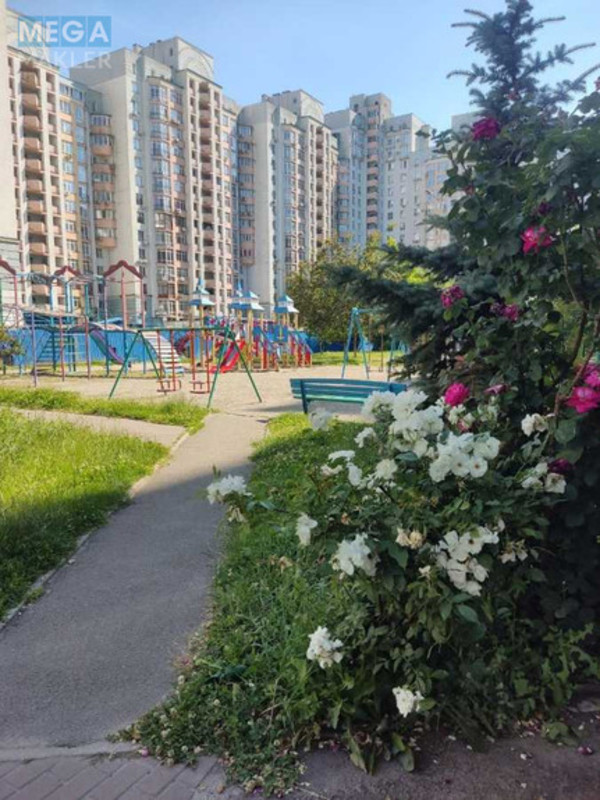 Продаж 1 кімнатної квартири (57/27/17), 10 пов. 12 пов. будинку, <a class="location-link" href="/kiev/" title="Недвижимость Київ">Київ</a>, <a class="location-link" href="/kiev/goloseevskij/" title="Недвижимость Голосіївський район">Голосіївський р-н</a>, Михайла Ломоносова вул., 54а (изображение 1)