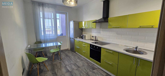 Оренда 1 кімнатної квартири, <a class="location-link" href="/kiev/" title="Недвижимость Київ">Київ</a>, <a class="location-link" href="/kiev/shevchenkovskij/" title="Недвижимость Шевченківський район">Шевченківський р-н</a>, Бакинская ул., 37д (изображение 1)