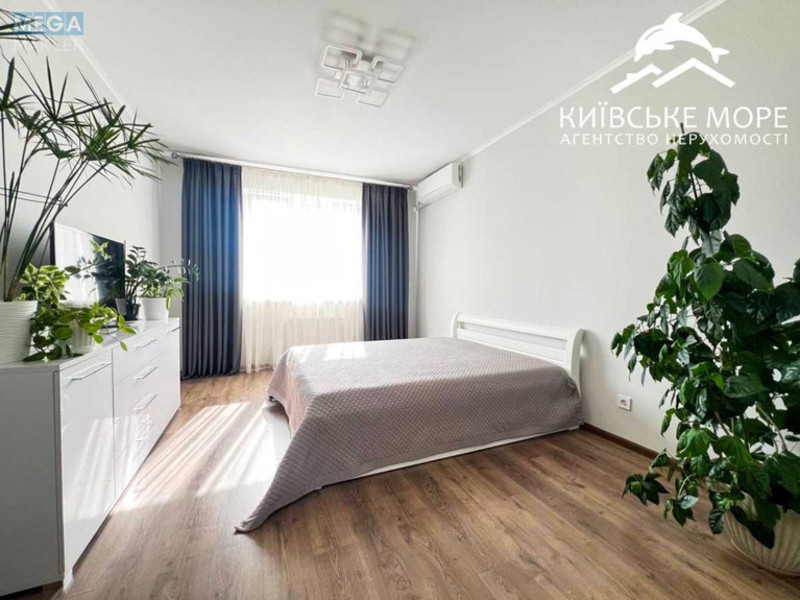 Оренда 1 кімнатної квартири, <a class="location-link" href="/kiev/" title="Недвижимость Київ">Київ</a>, <a class="location-link" href="/kiev/dneprovskij/" title="Недвижимость Дніпровський район">Дніпровський р-н</a>, Воскресенська вул., 18А (изображение 1)