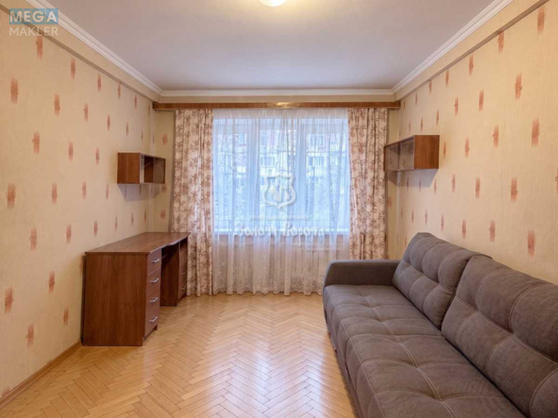 Продаж 2 кімнатної квартири (44,8/29,5/7,7), 3 пов. 5 пов. будинку, <a class="location-link" href="/kiev/" title="Недвижимость Київ">Київ</a>, <a class="location-link" href="/kiev/dneprovskij/" title="Недвижимость Дніпровський район">Дніпровський р-н</a>, Космічна вул., 3 (изображение 1)