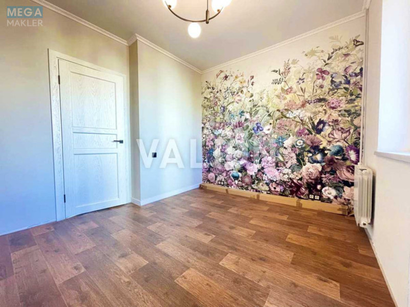 Продаж 3 кімнатної квартири (70/42/7), 4 пов. 9 пов. будинку, <a class="location-link" href="/kiev/" title="Недвижимость Київ">Київ</a>, <a class="location-link" href="/kiev/darnickij/" title="Недвижимость Дарницький район">Дарницький р-н</a>, Декабристів вул., 5 (изображение 1)