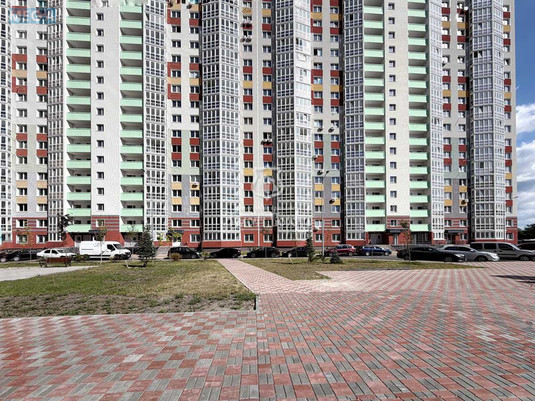 Продаж 3 кімнатної квартири (85/48,2/17), 20 пов. 25 пов. будинку, <a class="location-link" href="/kiev/" title="Недвижимость Київ">Київ</a>, <a class="location-link" href="/kiev/darnickij/" title="Недвижимость Дарницький район">Дарницький р-н</a>, Бориса Гмирі вул., 22Б (изображение 1)
