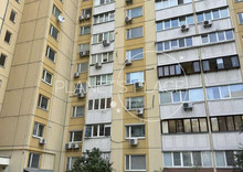 Продаж 3 кімнатної квартири (82/50,5/12,7), 5 пов. 10 пов. будинку
