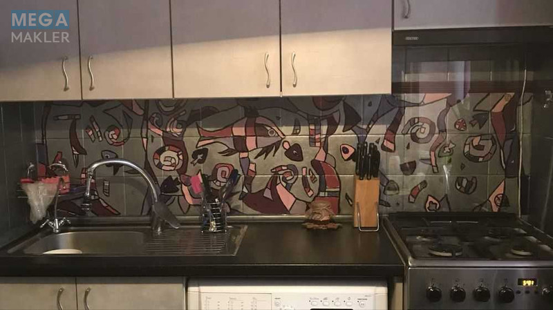 Продаж 3 кімнатної квартири (60/?/7), 7 пов. 9 пов. будинку, <a class="location-link" href="/kiev/" title="Недвижимость Київ">Київ</a>, <a class="location-link" href="/kiev/goloseevskij/" title="Недвижимость Голосіївський район">Голосіївський р-н</a>, Велика Васильківська вул., 112 (изображение 1)