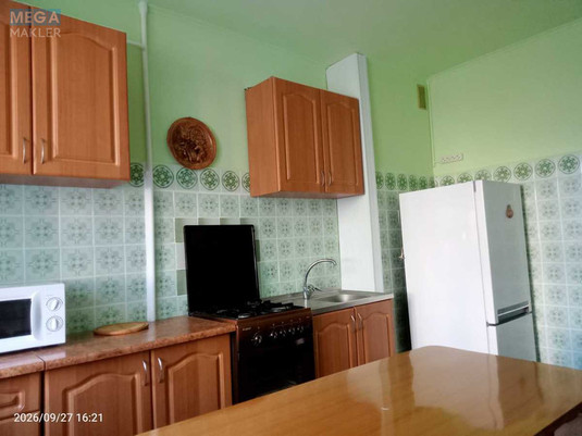 Оренда 3 кімнатної квартири, <a class="location-link" href="/odessa/" title="Недвижимость Одеса">Одеса</a>, <a class="location-link" href="/odessa/primorskij/" title="Недвижимость Приморський район">Приморський р-н</a>, Балковская, 27 (изображение 1)