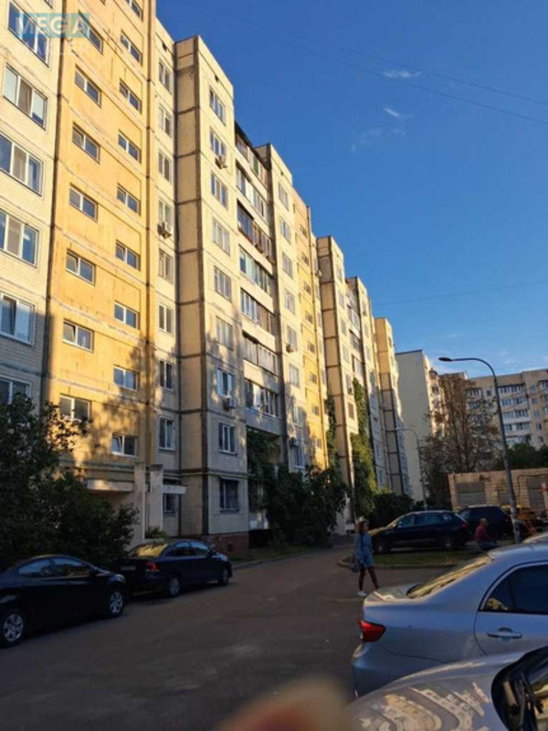 Продаж 2 кімнатної квартири (51,4/?/7,6), 4 пов. 9 пов. будинку, <a class="location-link" href="/kiev/" title="Недвижимость Київ">Київ</a>, <a class="location-link" href="/kiev/svyatoshinskij/" title="Недвижимость Святошинський район">Святошинський р-н</a>, Семашка вул., 17 (изображение 1)