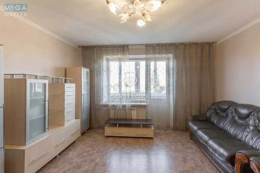 Продаж 4 кімнатної квартири (81,9/52/11), 7 пов. 9 пов. будинку, <a class="location-link" href="/kiev/" title="Недвижимость Київ">Київ</a>, <a class="location-link" href="/kiev/shevchenkovskij/" title="Недвижимость Шевченківський район">Шевченківський р-н</a>, Салютна вул., 4а (изображение 1)