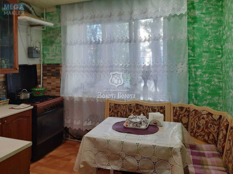 Продаж 3 кімнатної квартири (74/35/12), 1 пов. 4 пов. будинку, <a class="location-link" href="/gogolev/" title="Недвижимость Гоголів">Гоголів</a>, Європейська, 5 (изображение 1)