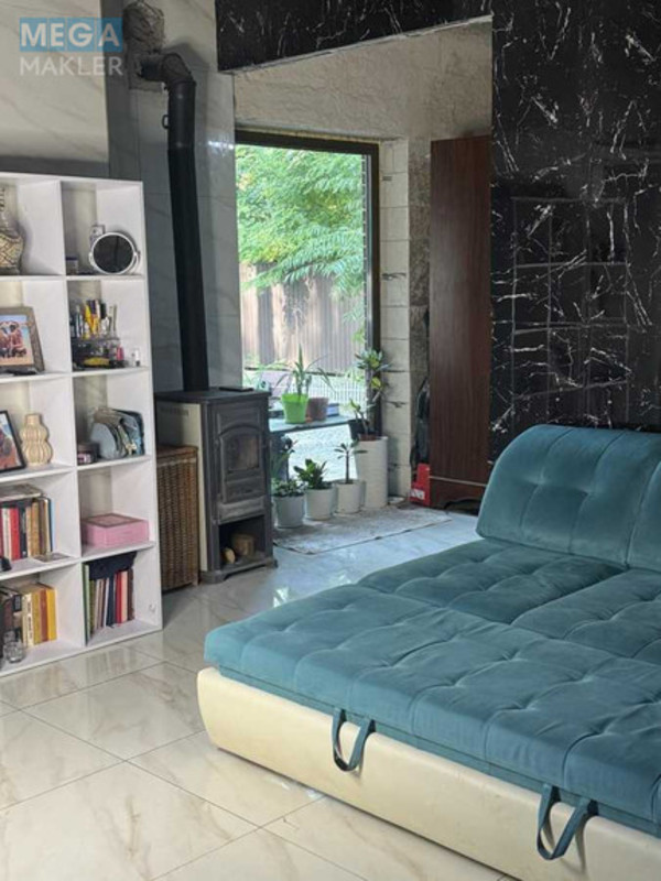 Продаж дома, 1&nbsp; поверх, 123&nbsp;кв.м, 3&nbsp;кімнати, ділянка 8&nbsp;соток, <a class="location-link" href="/kiev/" title="Недвижимость Київ">Київ</a>, <a class="location-link" href="/kiev/darnickij/" title="Недвижимость Дарницький район">Дарницький р-н</a>, Лісова вул. (изображение 1)