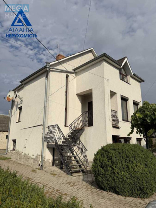 Продаж дома, 2&nbsp;поверху, 155&nbsp;кв.м, 4&nbsp;кімнати, ділянка 26&nbsp;соток, <a class="location-link" href="/lishe/" title="Недвижимость Лище">Лище</a>, центральна, 57 (изображение 1)