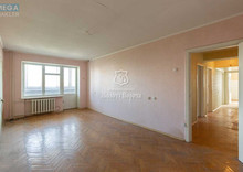 Продаж 4 кімнатної квартири (95/42/9), 9 пов. 14 пов. будинку