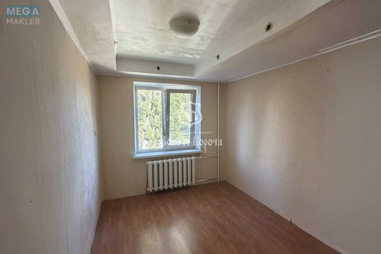 Продаж 2 кімнатної квартири (41,7/23,6/6,9), 2 пов. 5 пов. будинку, <a class="location-link" href="/kiev/" title="Недвижимость Київ">Київ</a>, <a class="location-link" href="/kiev/dneprovskij/" title="Недвижимость Дніпровський район">Дніпровський р-н</a>, Соборності просп., 1в (изображение 1)