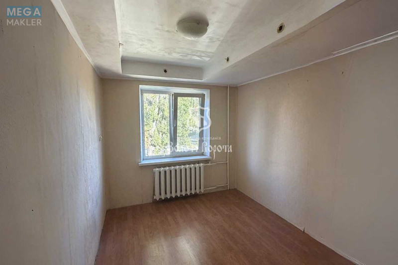 Продаж 2 кімнатної квартири (41,7/23,6/6,9), 2 пов. 5 пов. будинку, <a class="location-link" href="/kiev/" title="Недвижимость Київ">Київ</a>, <a class="location-link" href="/kiev/dneprovskij/" title="Недвижимость Дніпровський район">Дніпровський р-н</a>, Соборності просп., 1в (изображение 1)