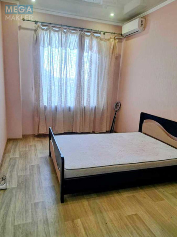 Оренда 1 кімнатної квартири, <a class="location-link" href="/odessa/" title="Недвижимость Одеса">Одеса</a>, <a class="location-link" href="/odessa/malinovskij/" title="Недвижимость Малиновський район">Малиновський р-н</a>, Испанский переулок, 1/1 (изображение 1)