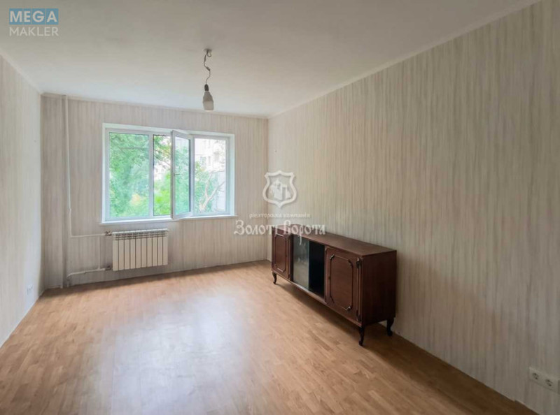 Продаж 3 кімнатної квартири (69/33/6), 2 пов. 9 пов. будинку, <a class="location-link" href="/kiev/" title="Недвижимость Київ">Київ</a>, <a class="location-link" href="/kiev/shevchenkovskij/" title="Недвижимость Шевченківський район">Шевченківський р-н</a>, Татарська вул., 38 (изображение 1)