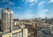 Новобудова, 24 поверхів