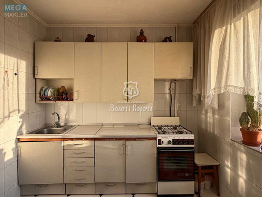 Продаж 2 кімнатної квартири (51/30,4/7,9), 6 пов. 9 пов. будинку, <a class="location-link" href="/kiev/" title="Недвижимость Київ">Київ</a>, <a class="location-link" href="/kiev/desnyanskij/" title="Недвижимость Деснянський район">Деснянський р-н</a>, Володимира Маяковського просп., 25 (изображение 1)
