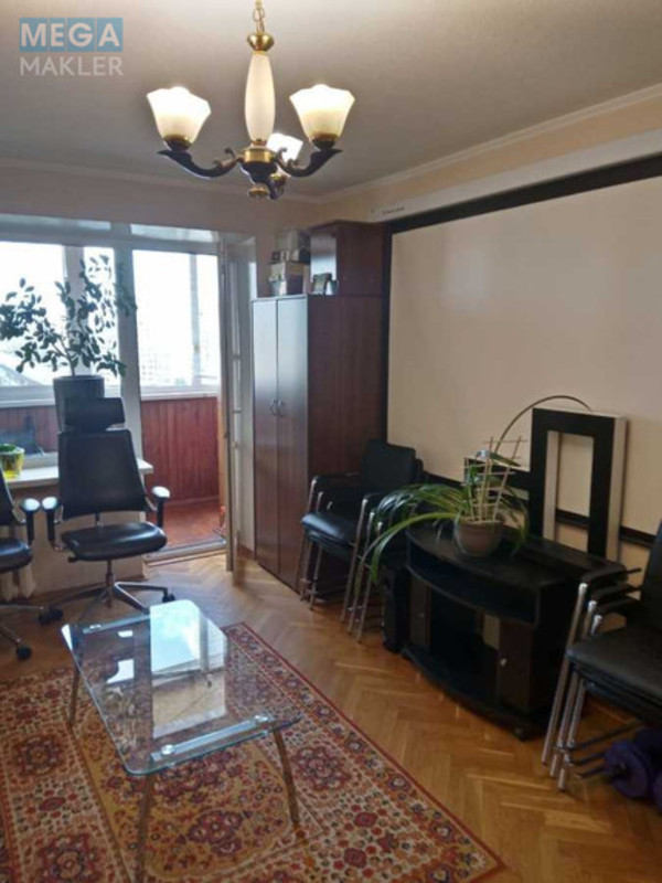 Продаж 1 кімнатної квартири (40,5/18/8,4), 13 пов. 14 пов. будинку, <a class="location-link" href="/kiev/" title="Недвижимость Київ">Київ</a>, <a class="location-link" href="/kiev/dneprovskij/" title="Недвижимость Дніпровський район">Дніпровський р-н</a>, Флоренції вул., 9 (изображение 1)