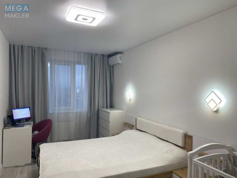 Продаж 2 кімнатної квартири (65/37/11), 19 пов. 23 пов. будинку, <a class="location-link" href="/kiev/" title="Недвижимость Київ">Київ</a>, <a class="location-link" href="/kiev/obolonskij/" title="Недвижимость Оболонський район">Оболонський р-н</a>, Пріорська вул., 16 (изображение 1)