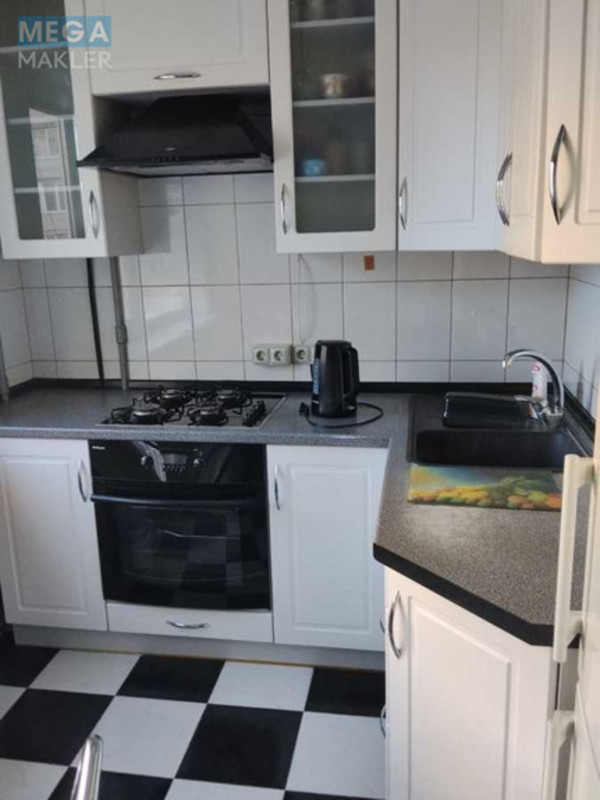 Оренда 3 кімнатної квартири, <a class="location-link" href="/kiev/" title="Недвижимость Київ">Київ</a>, <a class="location-link" href="/kiev/dneprovskij/" title="Недвижимость Дніпровський район">Дніпровський р-н</a>, Митрополита Андрея Шептицкого ул., 24в (изображение 1)