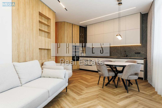 Продаж 3 кімнатної квартири (82/50/20), 21 пов. 36 пов. будинку, <a class="location-link" href="/kiev/" title="Недвижимость Київ">Київ</a>, <a class="location-link" href="/kiev/shevchenkovskij/" title="Недвижимость Шевченківський район">Шевченківський р-н</a>, Берестейский просп., 11 (изображение 1)