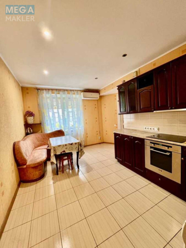 Продаж 2 кімнатної квартири (81/40/18), 8 пов. 13 пов. будинку, <a class="location-link" href="/kiev/" title="Недвижимость Київ">Київ</a>, <a class="location-link" href="/kiev/obolonskij/" title="Недвижимость Оболонський район">Оболонський р-н</a>, Маршала Тимошенка вул., 13а (изображение 1)