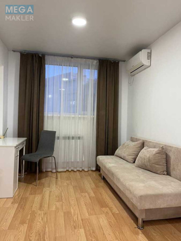 Оренда 1 кімнатної квартири, <a class="location-link" href="/kiev/" title="Недвижимость Київ">Київ</a>, <a class="location-link" href="/kiev/solomenskij/" title="Недвижимость Солом'янський район">Солом'янський р-н</a>, Машинобудівна вул., 41 (изображение 1)