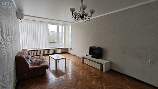 Продаж 2 кімнатної квартири (61,6/39/9), 6 пов. 9 пов. будинку, <a class="location-link" href="/kiev/" title="Недвижимость Київ">Київ</a>, <a class="location-link" href="/kiev/pecherskij/" title="Недвижимость Печерський район">Печерський р-н</a>, Іпсилантіївський пров., 3 (изображение 1)