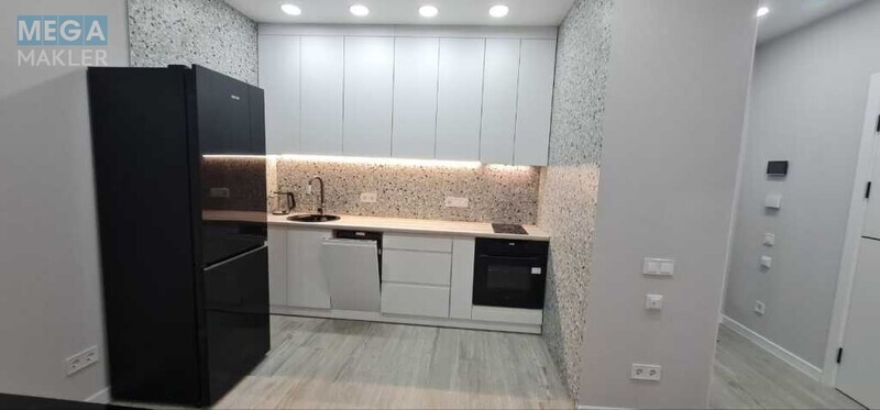 Оренда 2 кімнатної квартири, <a class="location-link" href="/kiev/" title="Недвижимость Київ">Київ</a>, <a class="location-link" href="/kiev/goloseevskij/" title="Недвижимость Голосіївський район">Голосіївський р-н</a>, Братъев Шеметов ул., 10/8 (изображение 1)
