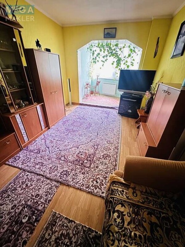 Оренда 2 кімнатної квартири, <a class="location-link" href="/kiev/" title="Недвижимость Київ">Київ</a>, <a class="location-link" href="/kiev/podolskij/" title="Недвижимость Подільський район">Подільський р-н</a>, Георгия Гонгадзе просп., 6 (изображение 1)
