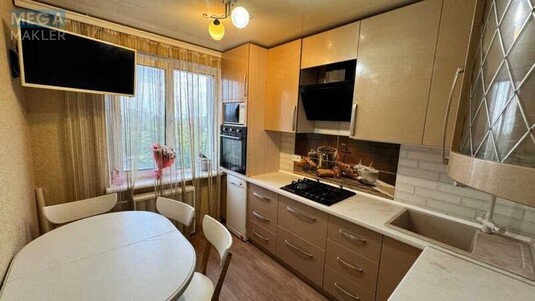 Продаж 3 кімнатної квартири (66,4/41/7,4), 6 пов. 9 пов. будинку, <a class="location-link" href="/cherkassi/" title="Недвижимость Черкаси">Черкаси</a>, <a class="location-link" href="/cherkassi/pridneprovskij/" title="Недвижимость Придніпровський район">Придніпровський р-н</a>, Залізняка, 29/5 (изображение 1)