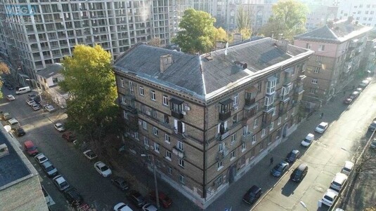 Продаж комерційної нерухомості, 142,30&nbsp;кв.м, под офис, <a class="location-link" href="/kiev/" title="Недвижимость Київ">Київ</a>, <a class="location-link" href="/kiev/podolskij/" title="Недвижимость Подільський район">Подільський р-н</a>, Почайнинская ул., 42/48 (изображение 1)