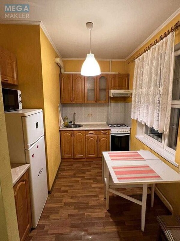 Оренда 1 кімнатної квартири, <a class="location-link" href="/kiev/" title="Недвижимость Київ">Київ</a>, <a class="location-link" href="/kiev/darnickij/" title="Недвижимость Дарницький район">Дарницький р-н</a>, Миколи Бажана просп., 5-Б (изображение 1)