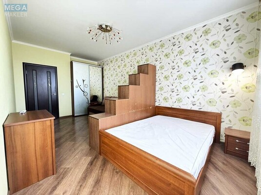 Оренда 1 кімнатної квартири, <a class="location-link" href="/kiev/" title="Недвижимость Київ">Київ</a>, <a class="location-link" href="/kiev/darnickij/" title="Недвижимость Дарницький район">Дарницький р-н</a>, Урлівська вул., 23В (изображение 1)