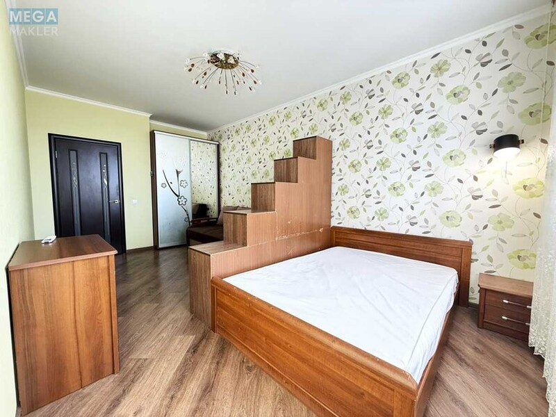 Оренда 1 кімнатної квартири, <a class="location-link" href="/kiev/" title="Недвижимость Київ">Київ</a>, <a class="location-link" href="/kiev/darnickij/" title="Недвижимость Дарницький район">Дарницький р-н</a>, Урлівська вул., 23В (изображение 1)