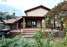 Продаж дома, 2&nbsp;поверху, 185&nbsp;кв.м, 5&nbsp;кімнат, ділянка 8&nbsp;соток