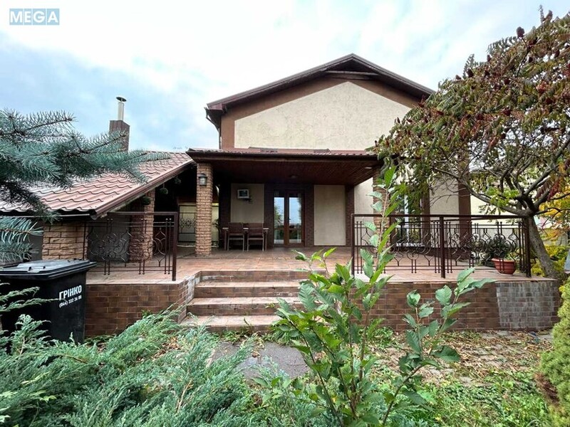 Продаж дома, 2&nbsp;поверху, 185&nbsp;кв.м, 5&nbsp;кімнат, ділянка 8&nbsp;соток, <a class="location-link" href="/novye-petrovcy/" title="Недвижимость Нові Петрівці">Нові Петрівці</a>, Вишневая, 17 (изображение 1)